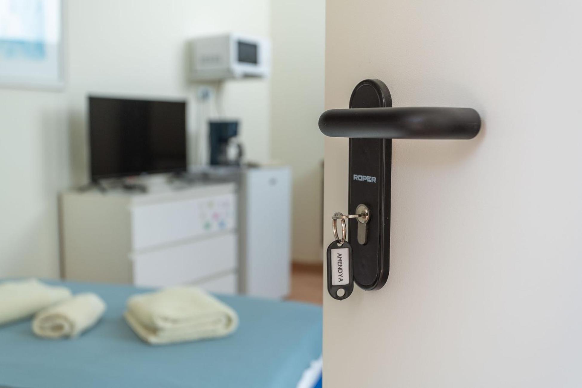 Blife Alicya Private Rooms FAO Exterior photo