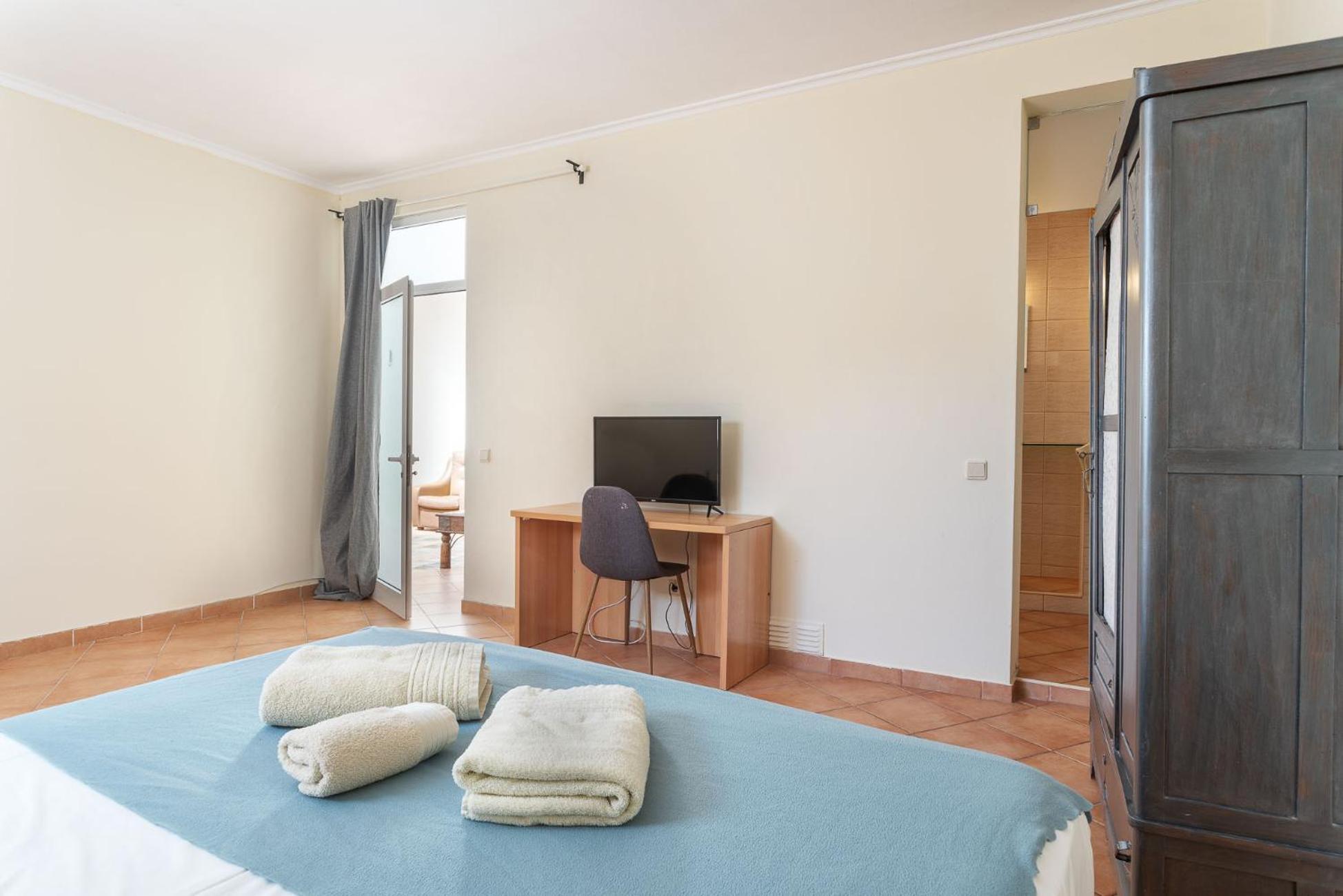 Blife Alicya Private Rooms FAO Exterior photo