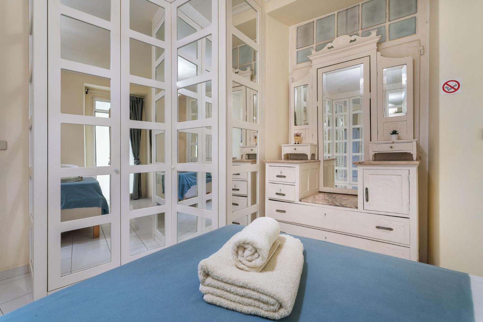 Blife Alicya Private Rooms FAO Exterior photo
